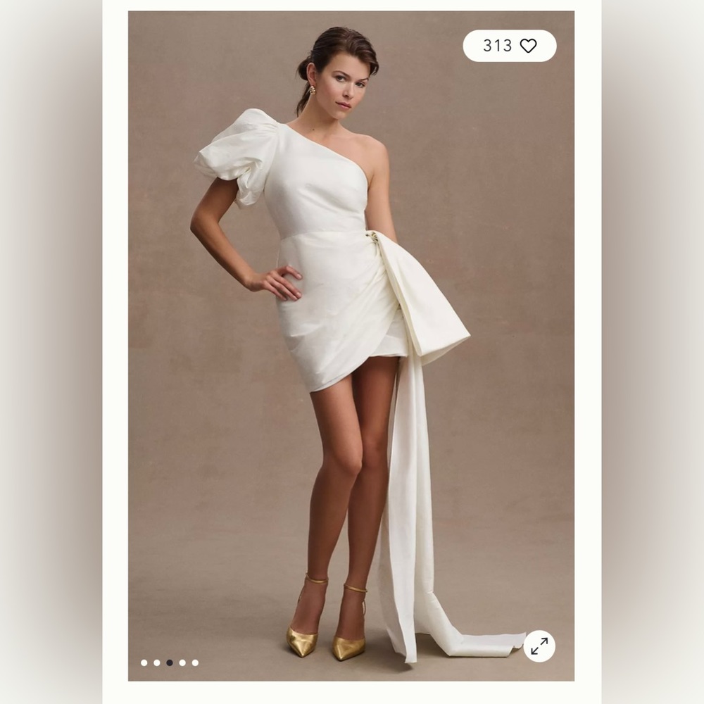 Satchin & Babi Dova Puffed One-Shoulder Bow Train Mini Dress
